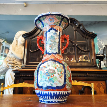 Gran jarrón de Arita. Japón Arita SXIX