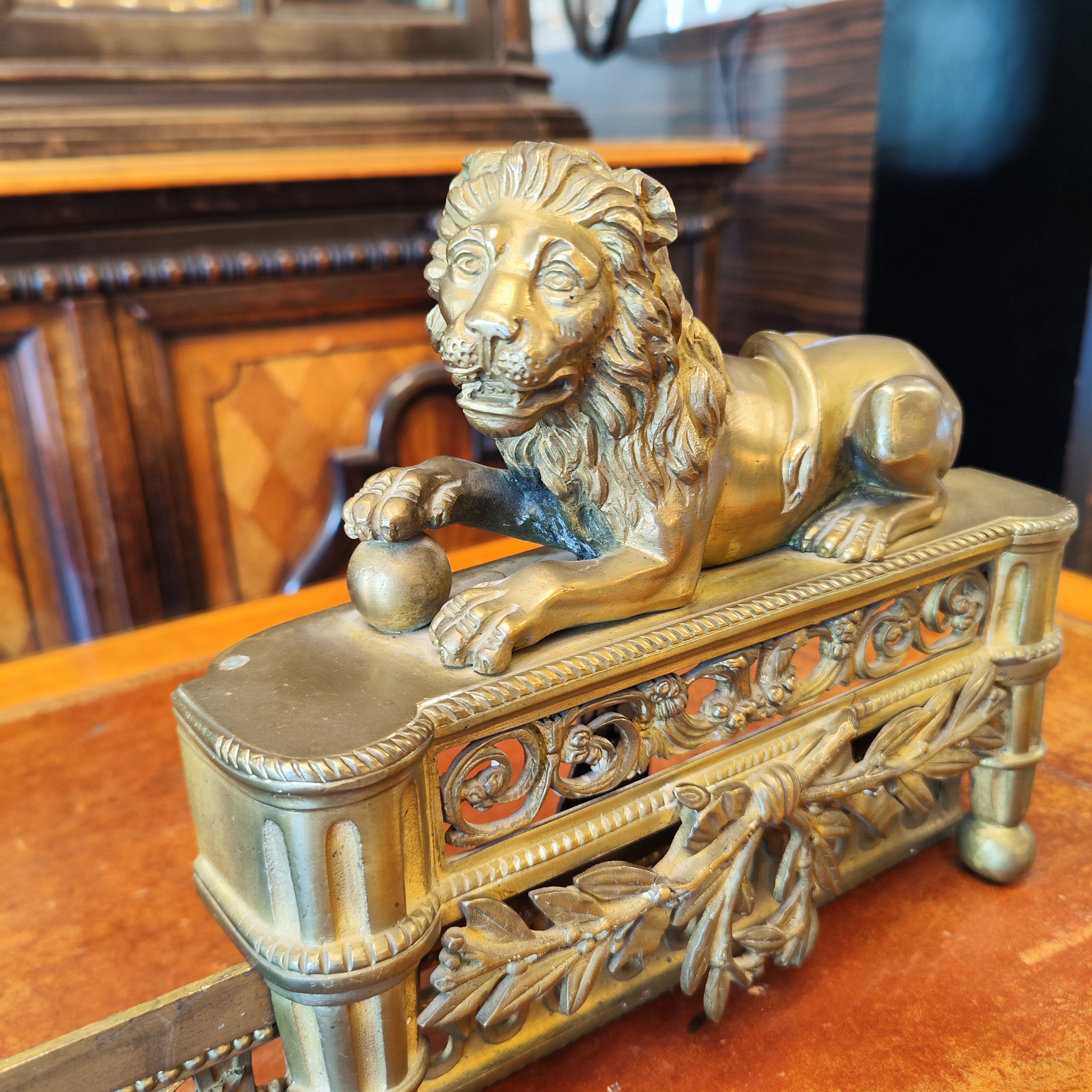 Par de morrilos de leones en bronce. Francia SXIX