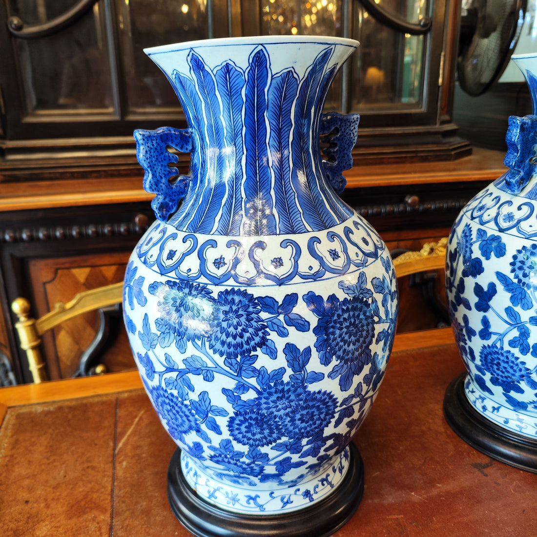 Par de jarrones chinos azul y blanco. China SXIX