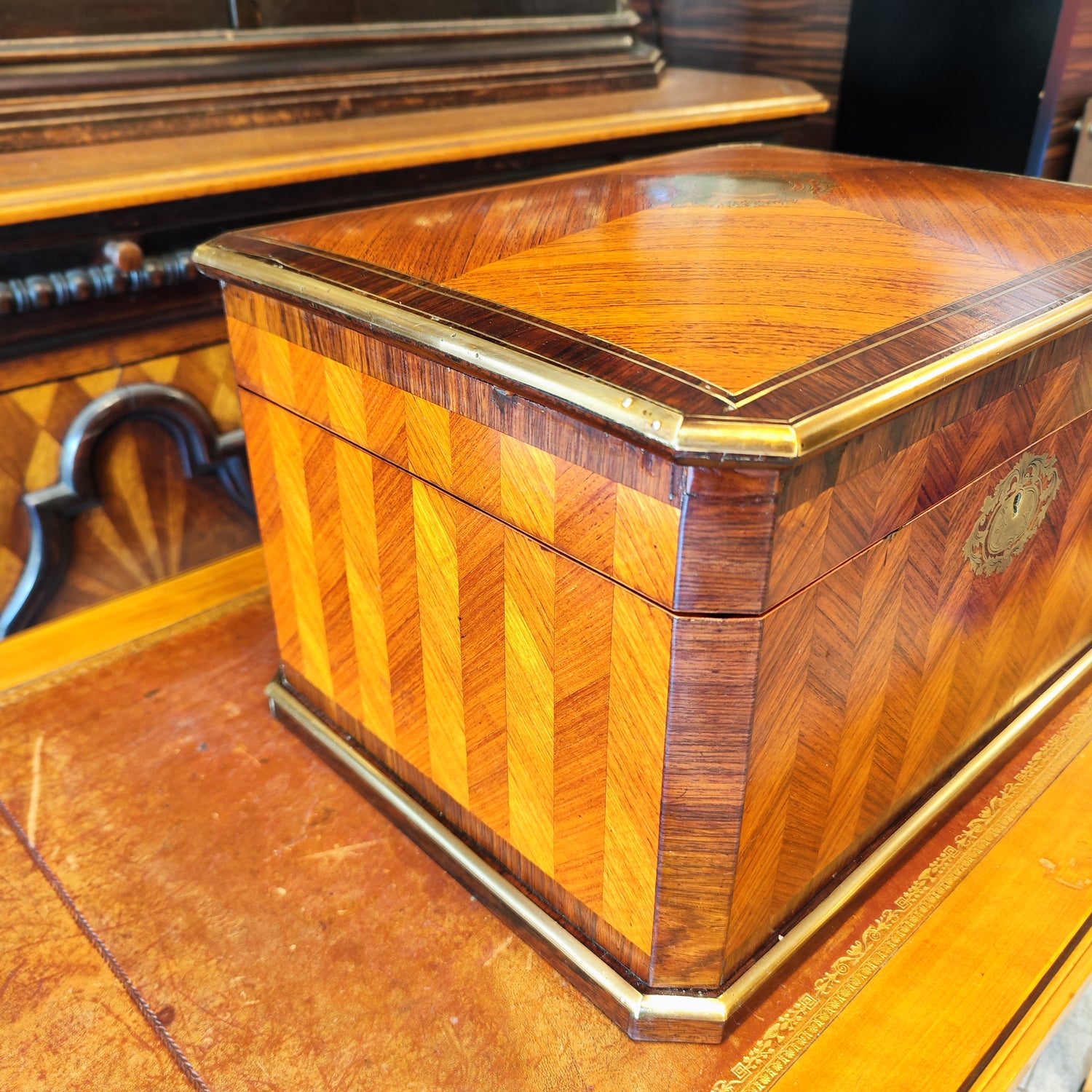 Gran joyero de madera epoca Napoleon III. Francia SXIX