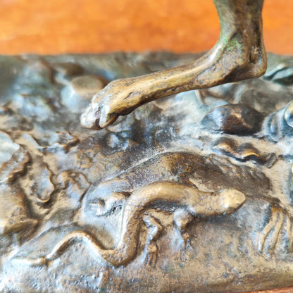 Galgo de bronce firmado Thomas Francois Cratier. Francia SXIX