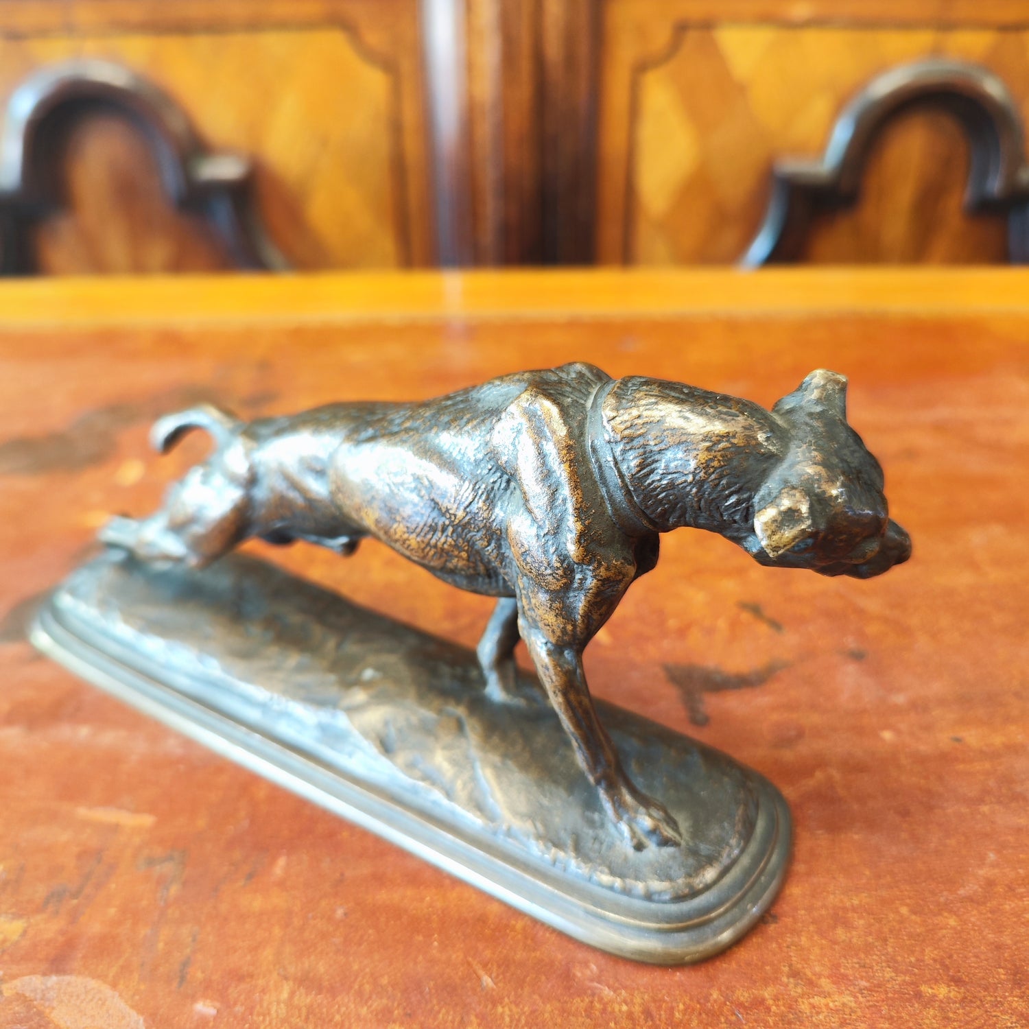 Perro bronce firma Emmanuel Fremiet. Francia SXIX