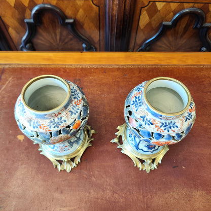 Par de Jarrones Imari Chinoiserie. Francia SXIX