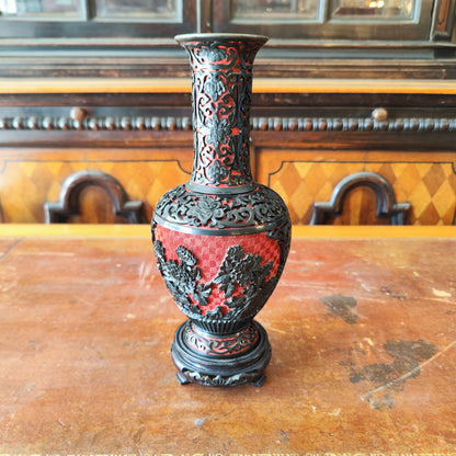 Jarrón chino de laca roja y negra. China SXIX