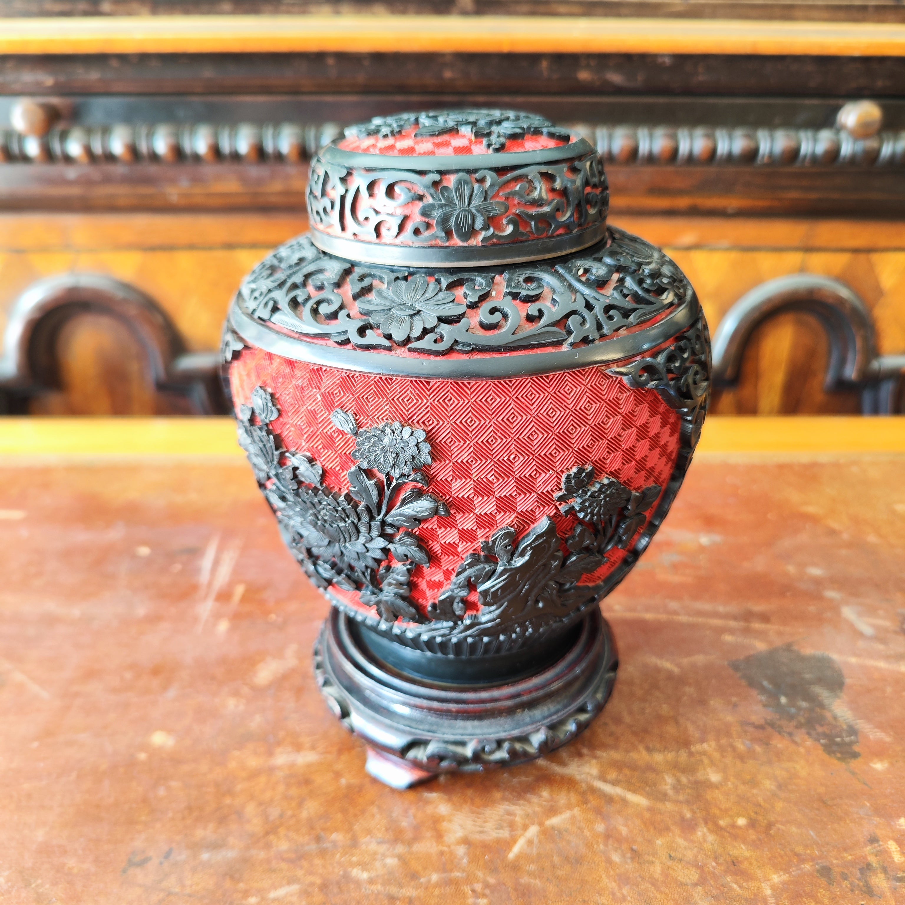 Jarron de jengibre laca china cinnabar. China SXIX