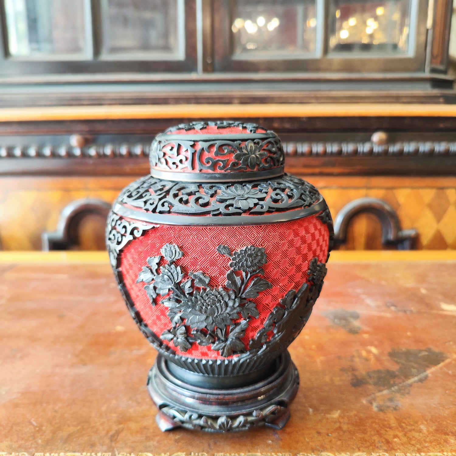 Jarron de jengibre laca china cinnabar. China SXIX