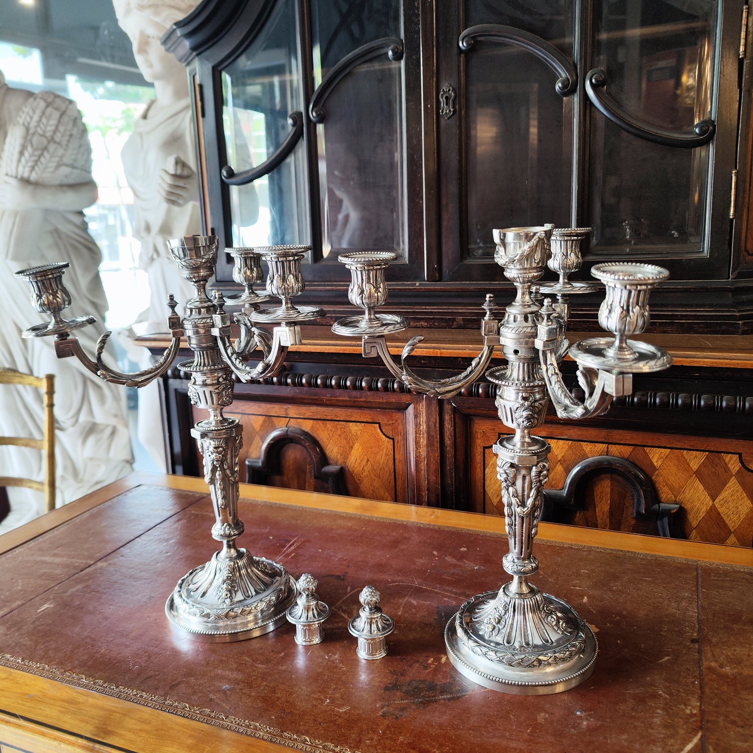 Gran par de candelabros luis XVI. Francia SXVIII