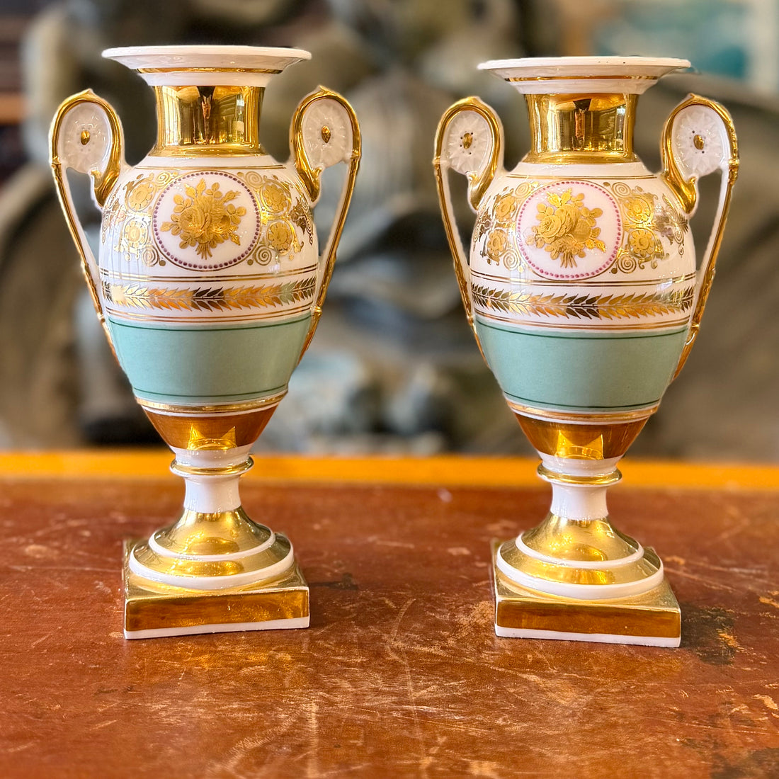 Par de jarrones epoca Napoleon III. Francia SXIX