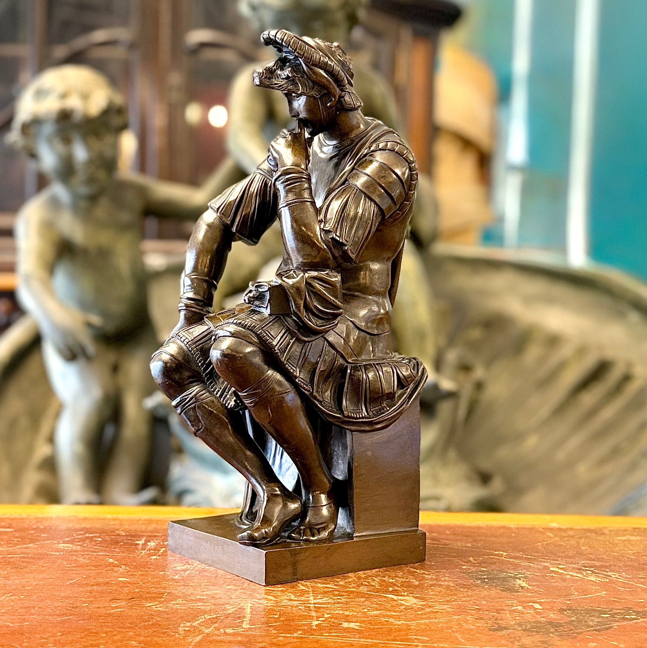 Escultura de bronce francesa "Lorenzo de Medicis". Francia SXIX