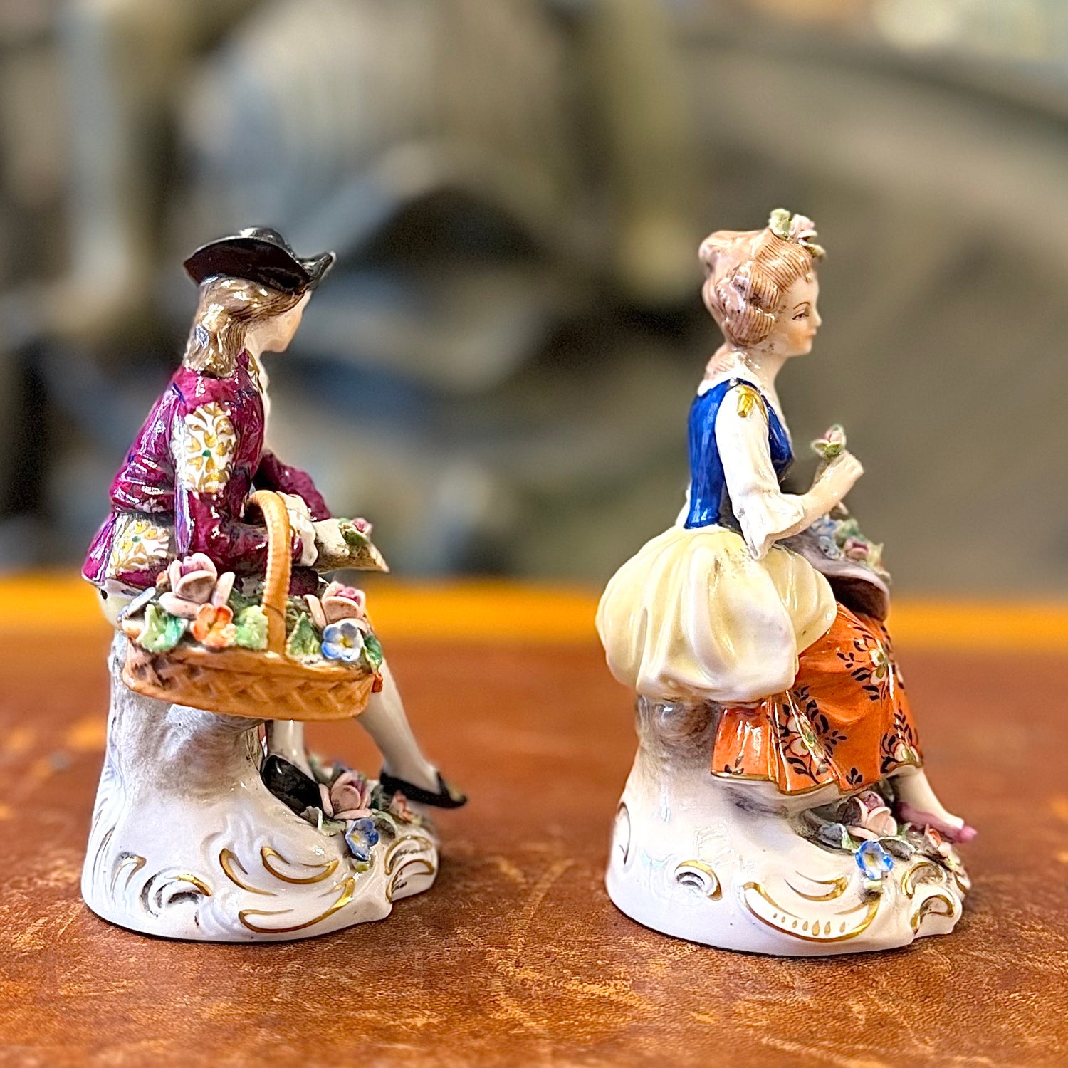 Pareja de porcelanas alemanas, Sitzendorf. Alemania SXIX