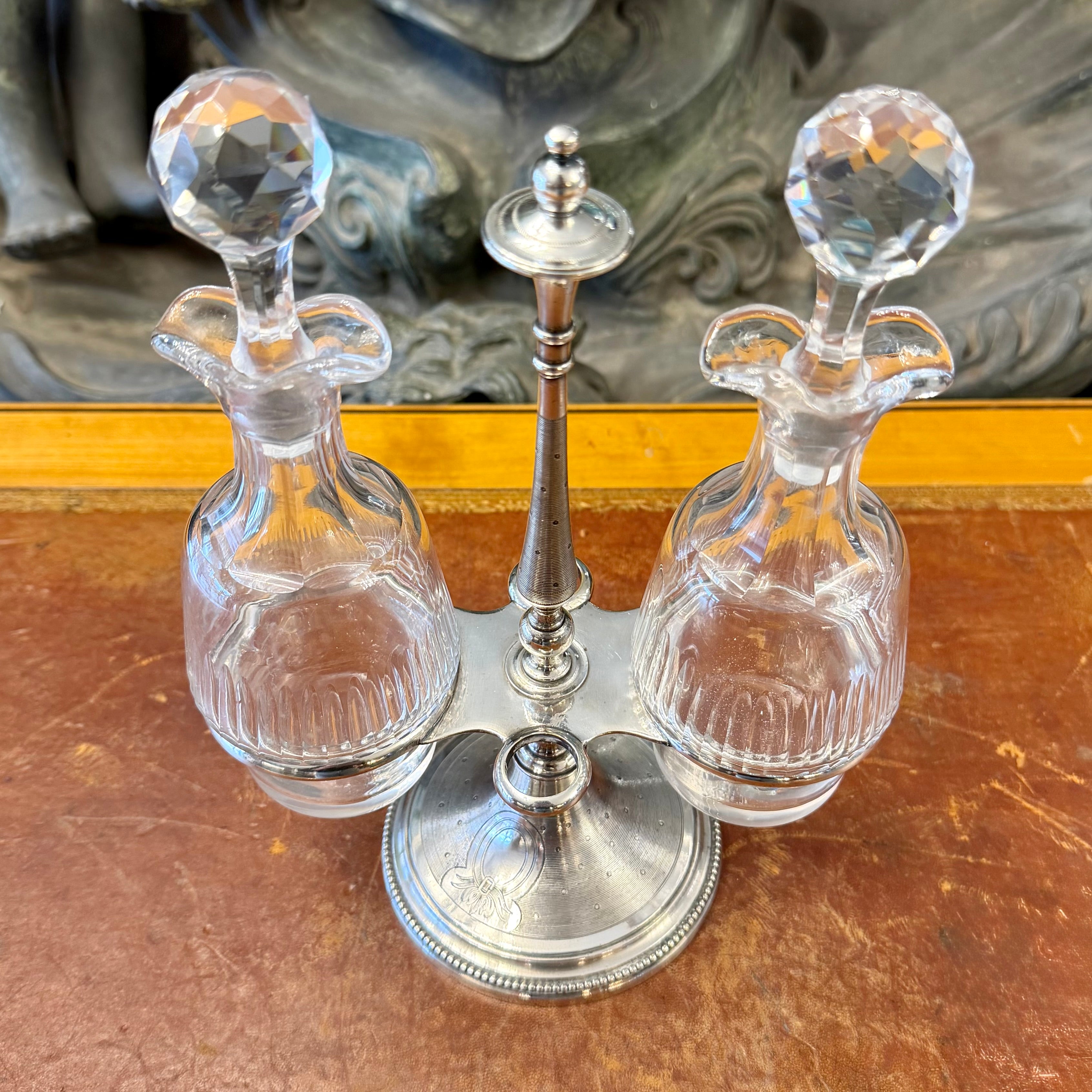 Alcuza francesa de dos botellas Armand Frénais. Francia SXIX