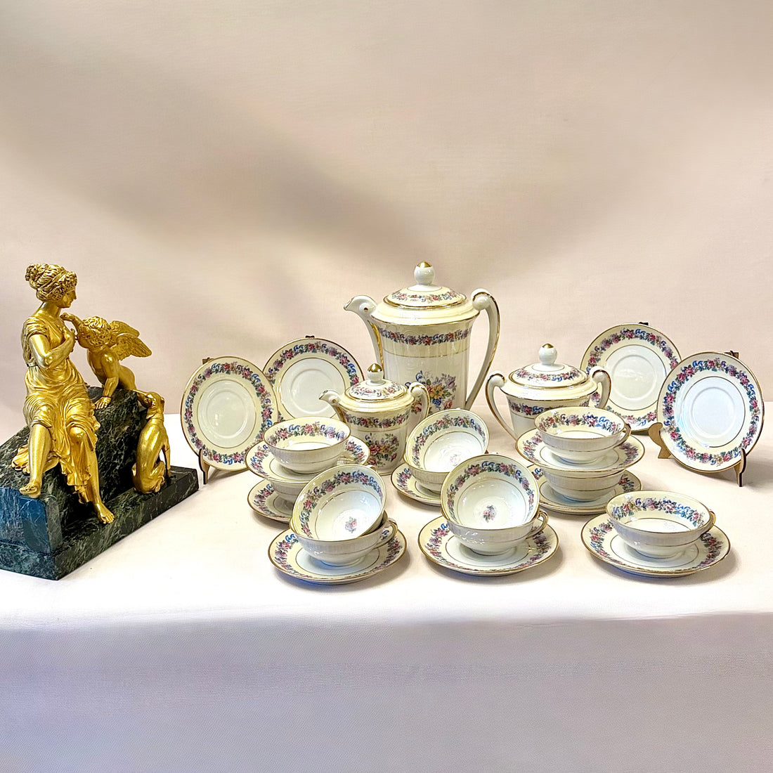 Servicio de te francés porcelana Nardon Lafrage Limoges. Francia SXIX