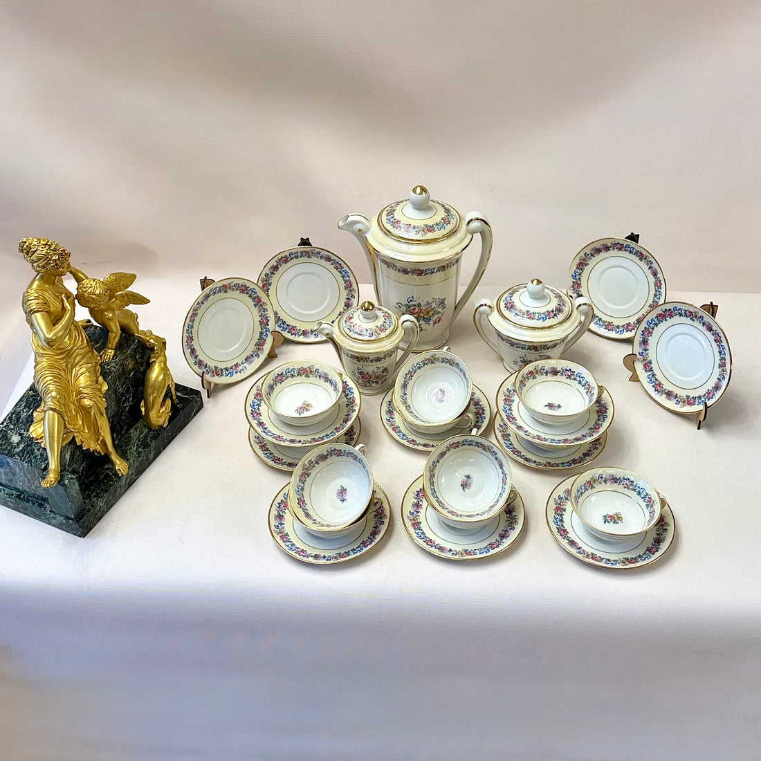 Servicio de te francés porcelana Nardon Lafrage Limoges. Francia SXIX