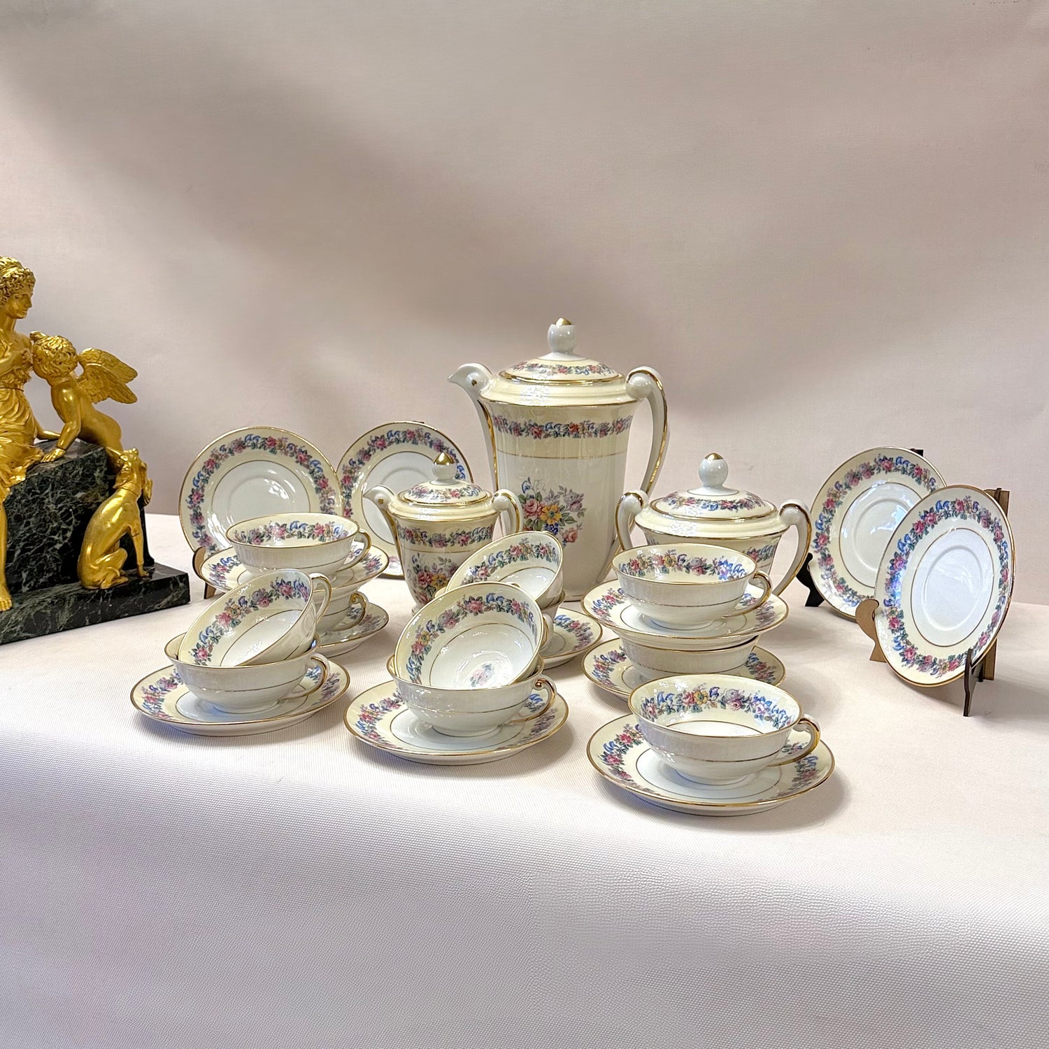 Servicio de te francés porcelana Nardon Lafrage Limoges. Francia SXIX