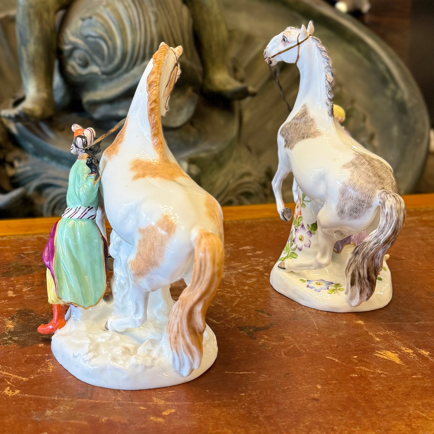 Figura de porcelana alemana Meissen domadores de caballos. Alemania SXX