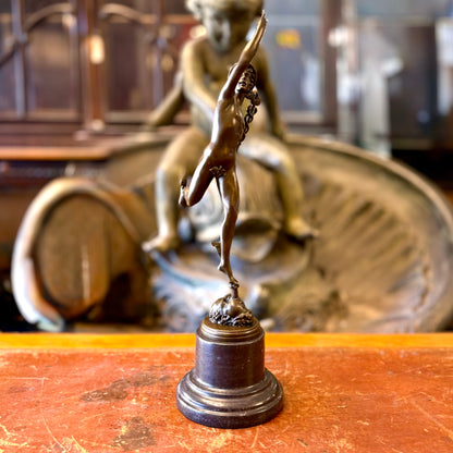 Dios Mercurio en bronce según Jean de Bologne. SXIX
