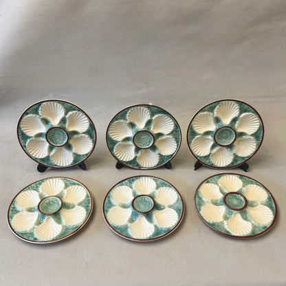 Juego de platos de ostra mayólica francesa Saint-Clement verde claro. Francia SXIX