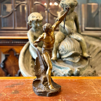 Escultura bronce "El Arquero" firmada Edouard Drout (1859-1945). Francia SXIX