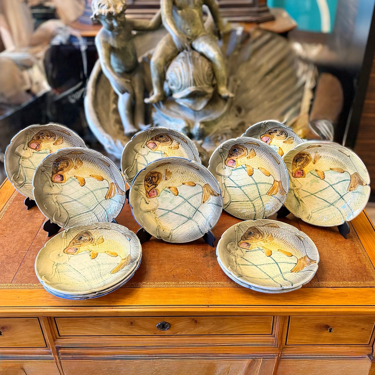 Juego de doce platos para pescado porcelana española Hispania C.H. España SXX
