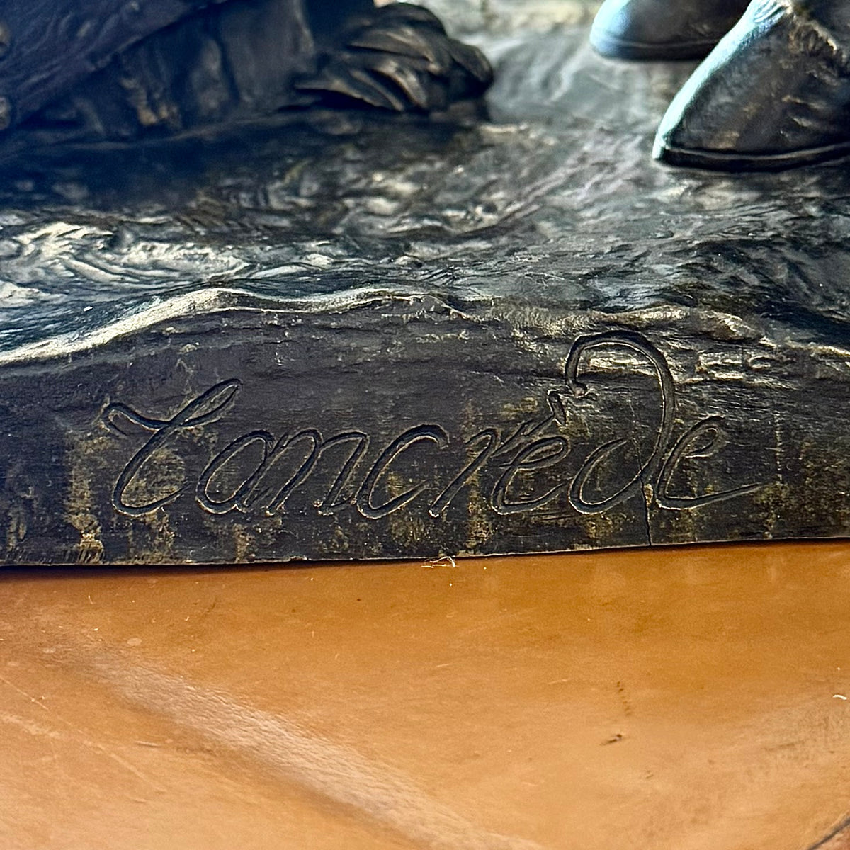 Espectacular escultura en bronce de Tancredo y Clorina en la batalla de Jerusalén. Francia SXIX
