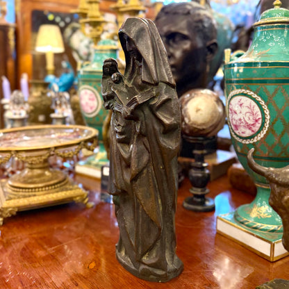 Virgen de bronce con Jesus y San Juan Bautista. SXX Art-Deco