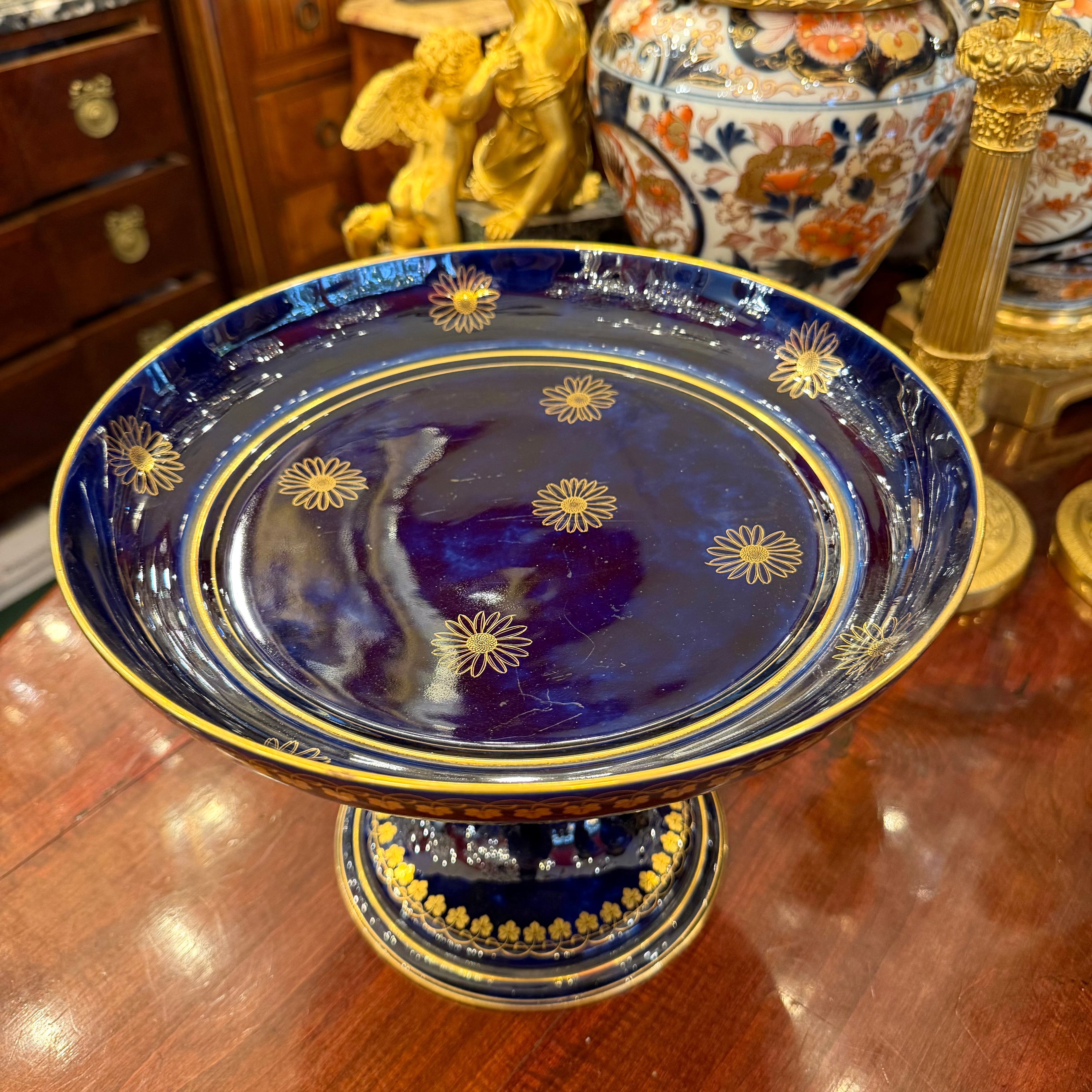 Frutero de porcelana Dore a Sevres. Frncia SXIX