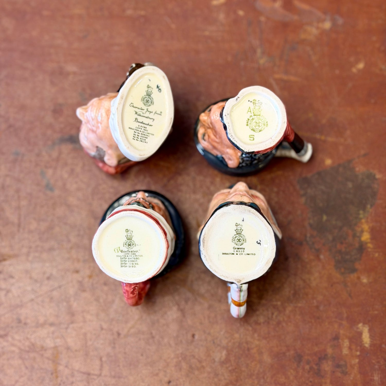 Set de 4 Tobys Royal Doulton. Inglaterra SXX