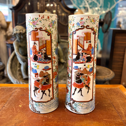 Gran par de pinceleros de caolín japoneses. Japón SXIX