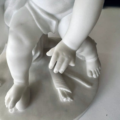 Escultura italiana de mármol de dos puttis. Italia SXIX
