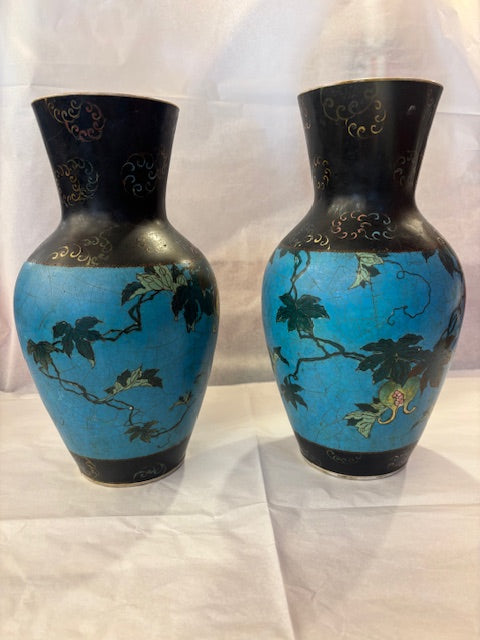 Par de jarrones caolín MEIJI. SXIX. JAPON